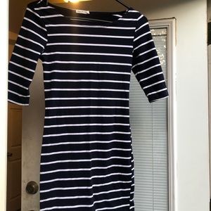 short sleeve dress